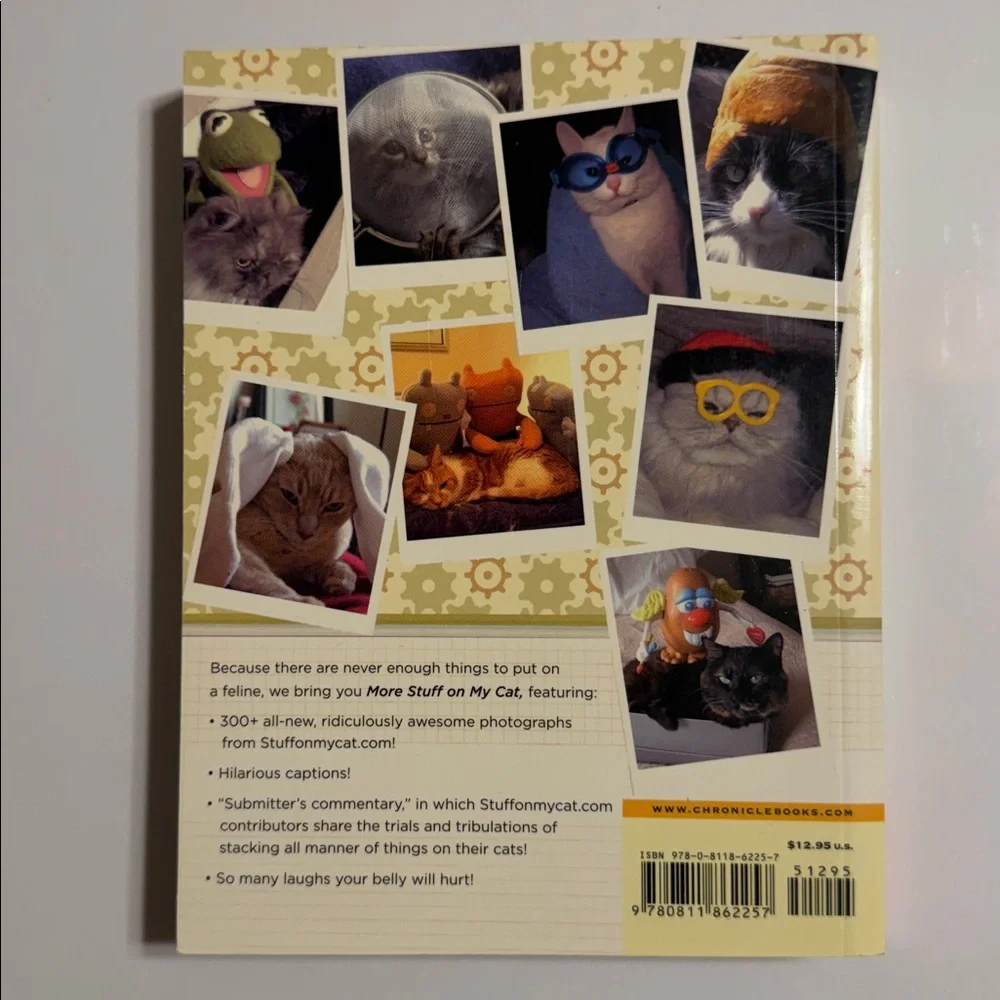 Chronicle Books: More Stuff on My Cat - Vibrant Cover